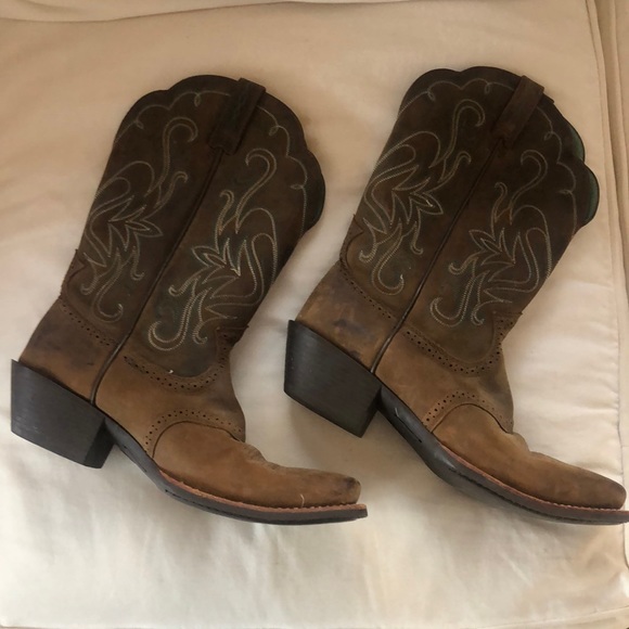 Ariat Round Up Square Toe Western Boots - Picture 1 of 4